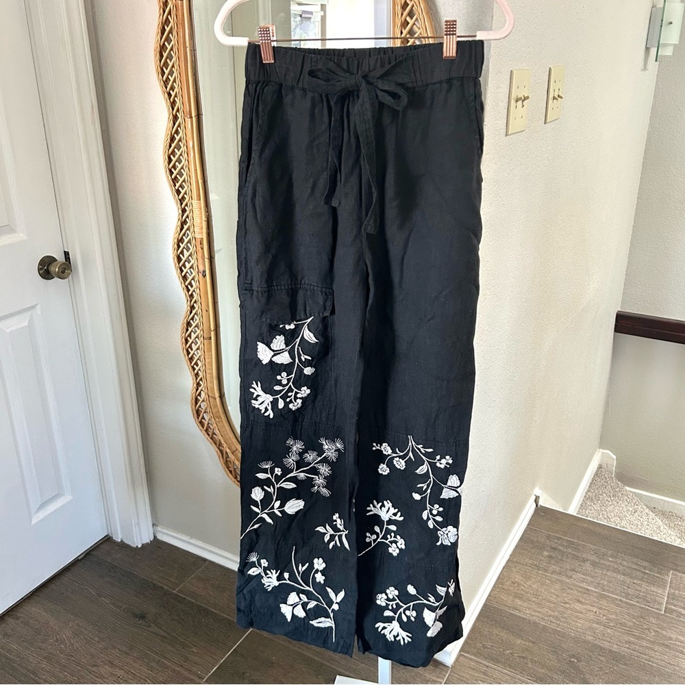 Johnny Was / Lael Wide-Leg Embroidered Linen Cargo Pants